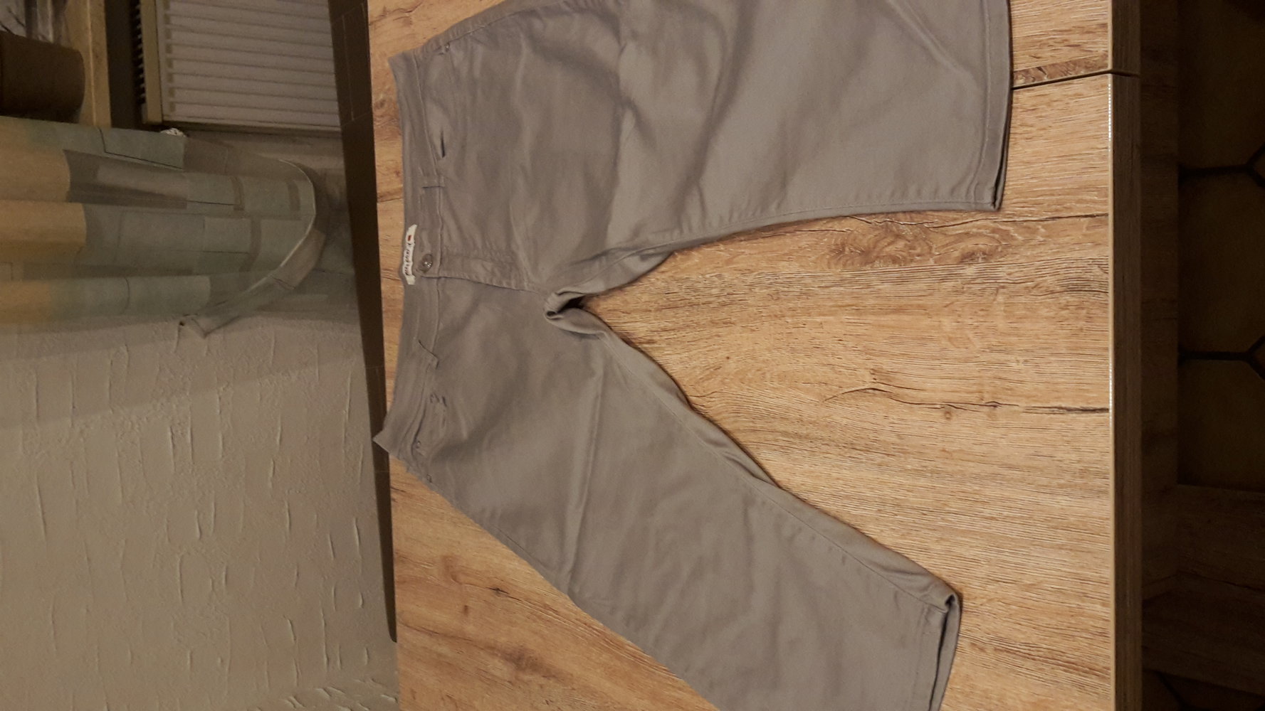 Capri gell grau Gr.44 7/8 hose chic details NEU u. Ungetragen