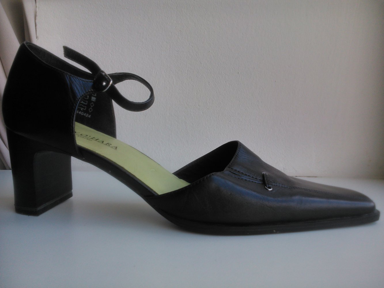 Sally O'Hara Pumps mit Riemchen, schwarz, Gr. 41