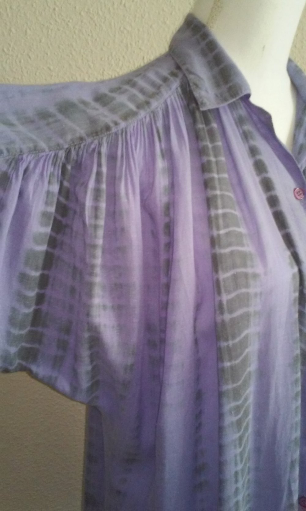 Longbluse Bluse Cardigan Sommerbluse Gr.36/38 halbtransparent,leichter Batikdruck