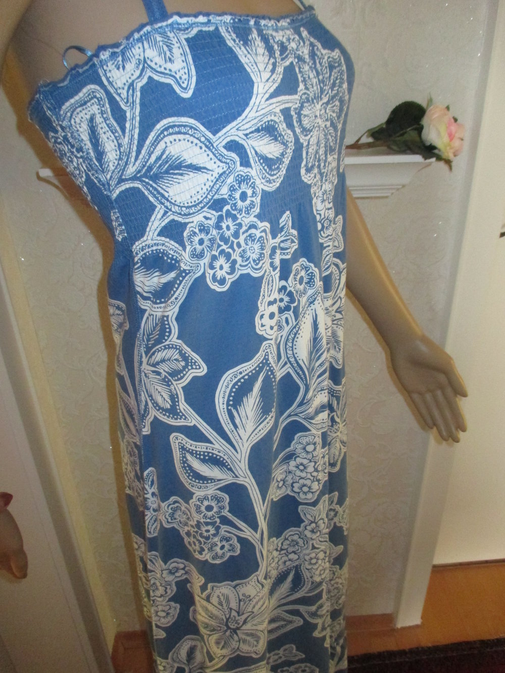 NEUw * Karibik * Blüten * Flower- Power * Coachella * Festival * Hippie- Style  * Neckholder * Long * Maxi * Strech * Bodycon * Kleid 