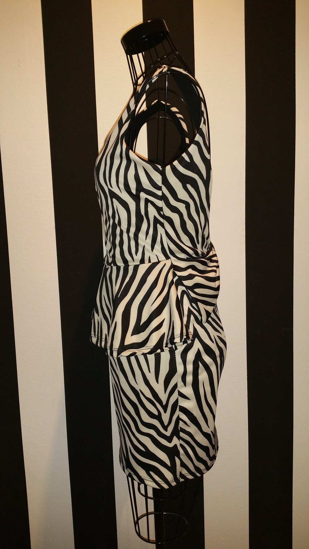 Kleid, zebraoptik