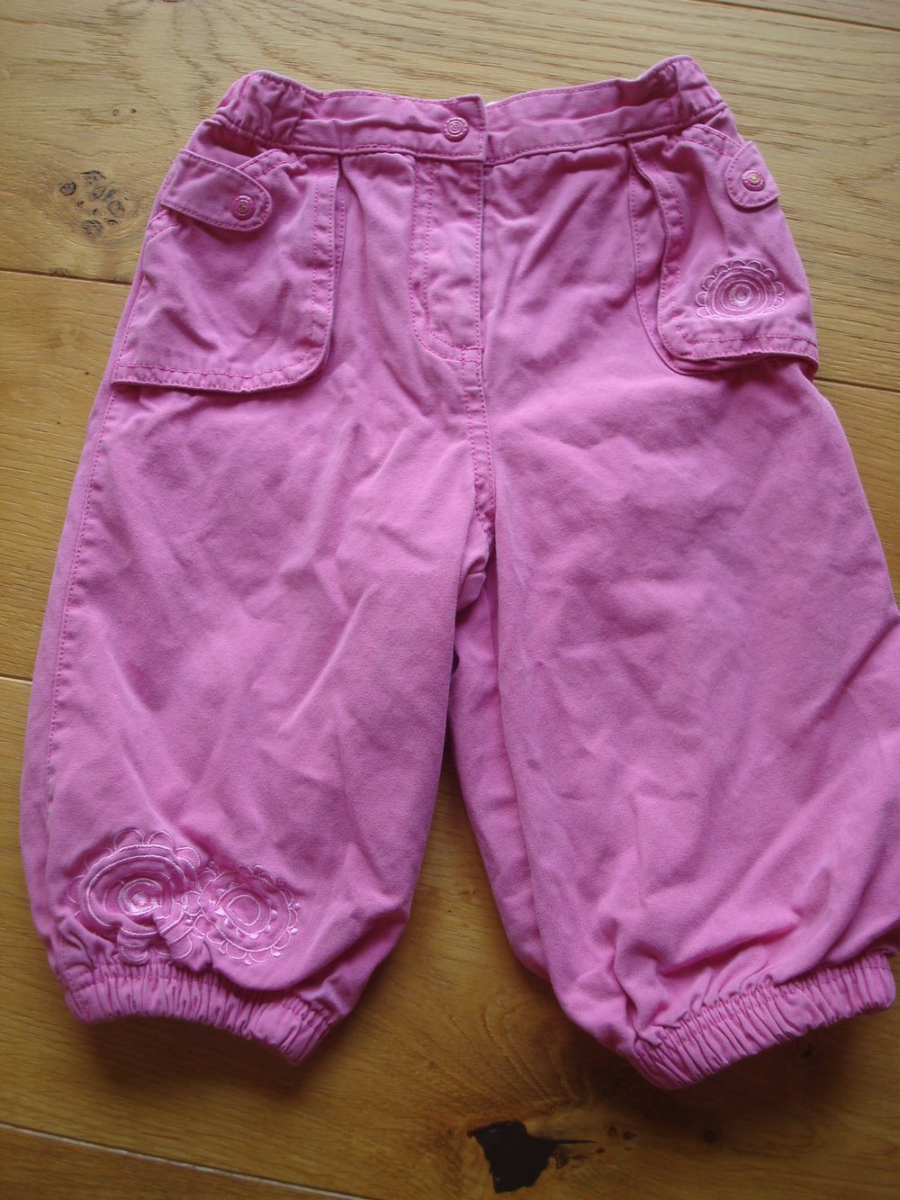 Thermohose für Mädchen, tolle Stickerei Gr. 80