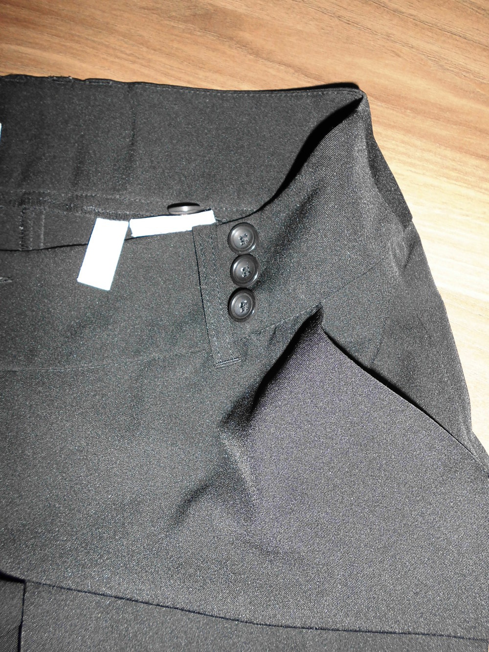 Schwarze Anzugshose mit Bügelfalte