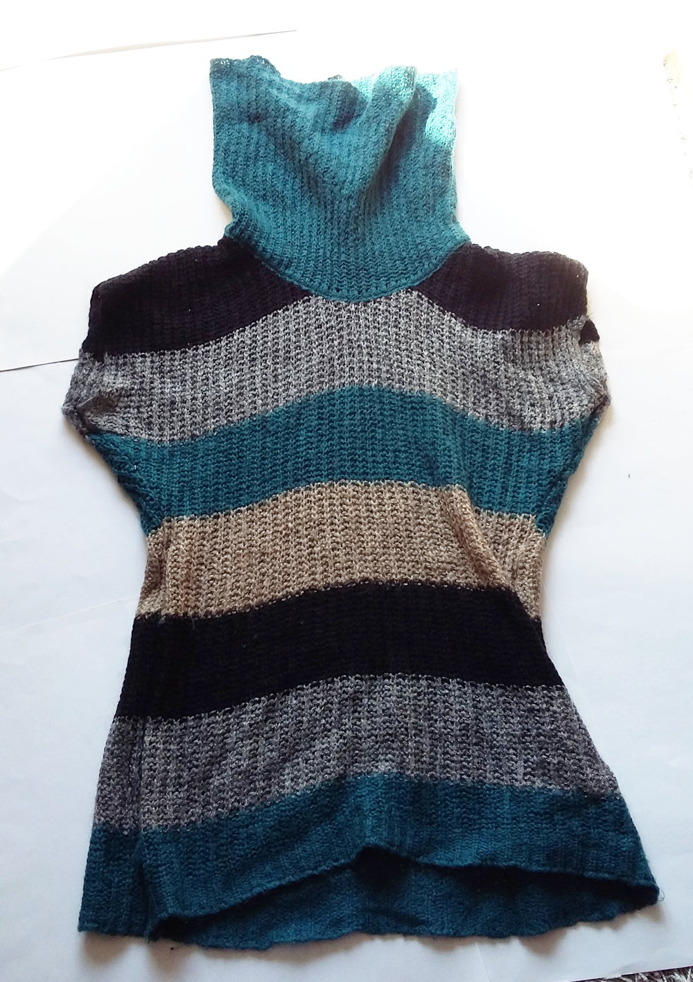 Kuschelpulli Rollkragen gestreift Gr. M. schwarz türkis beige grau