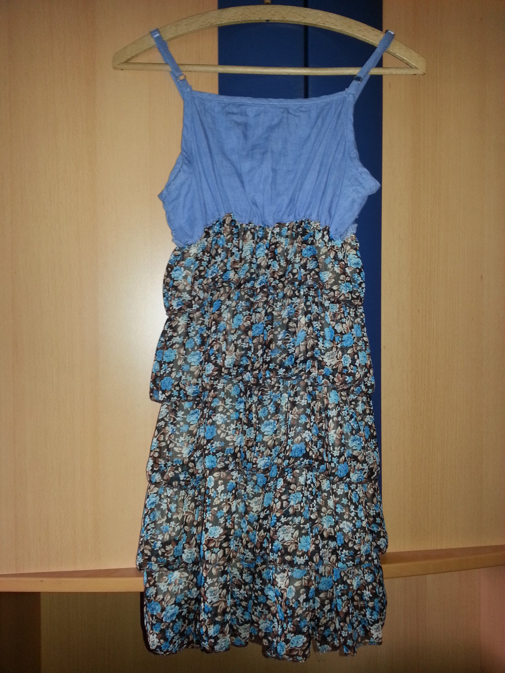 Kleid Blumen bunt Sommer