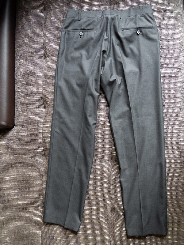 Dunkelgrauer Herrenanzug Gr. 48