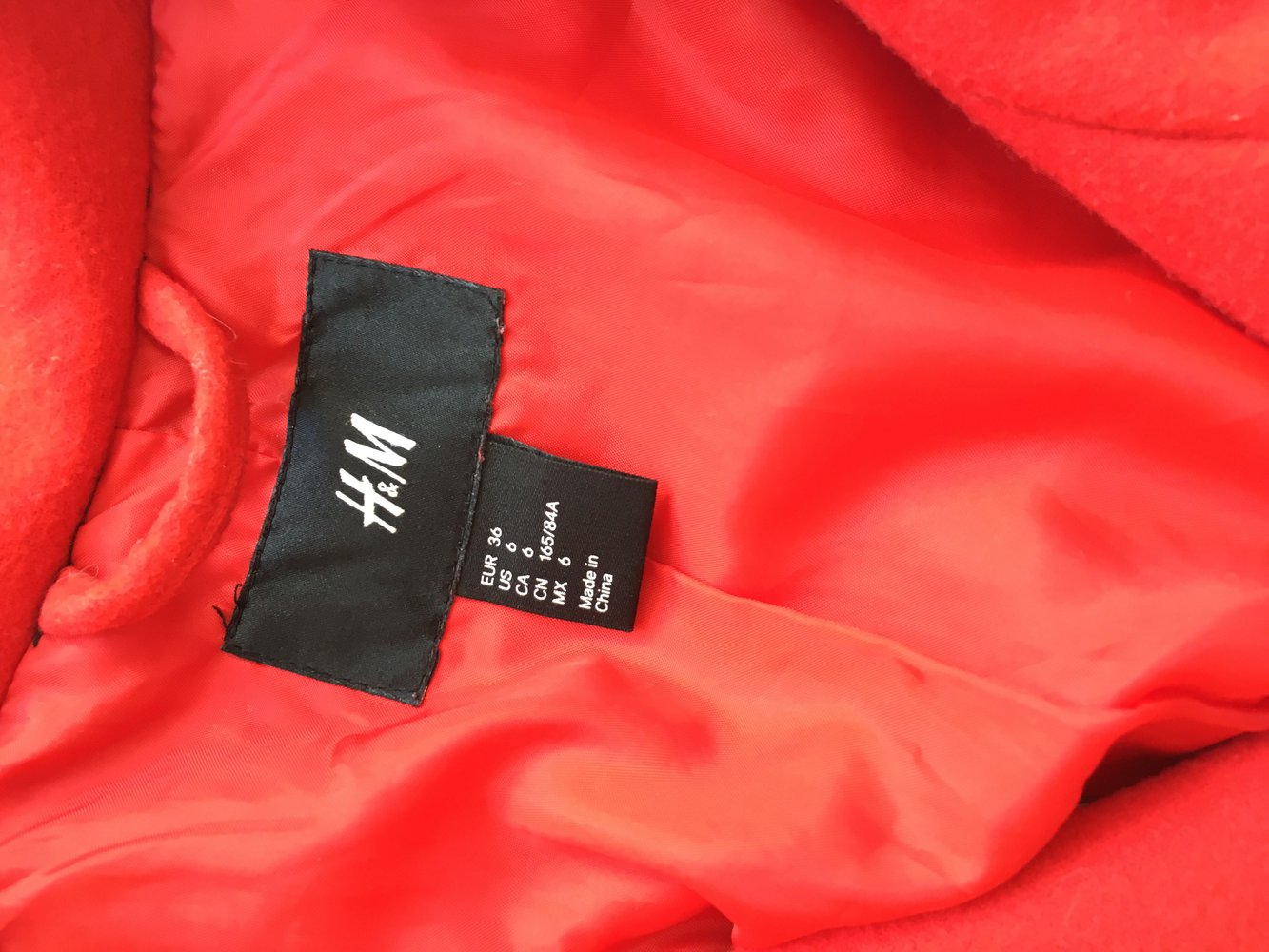 Roter Mantel von H&M 