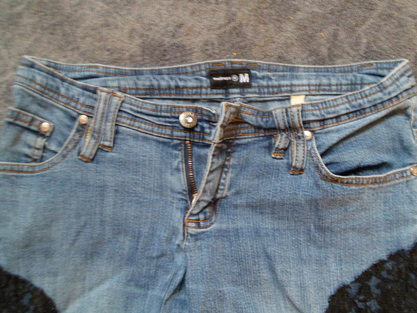 Jeans mit coolem Spitzenbesatz Gr-38 
