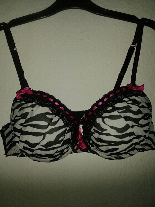 Zebra BH mit spitze und schleife in 75B