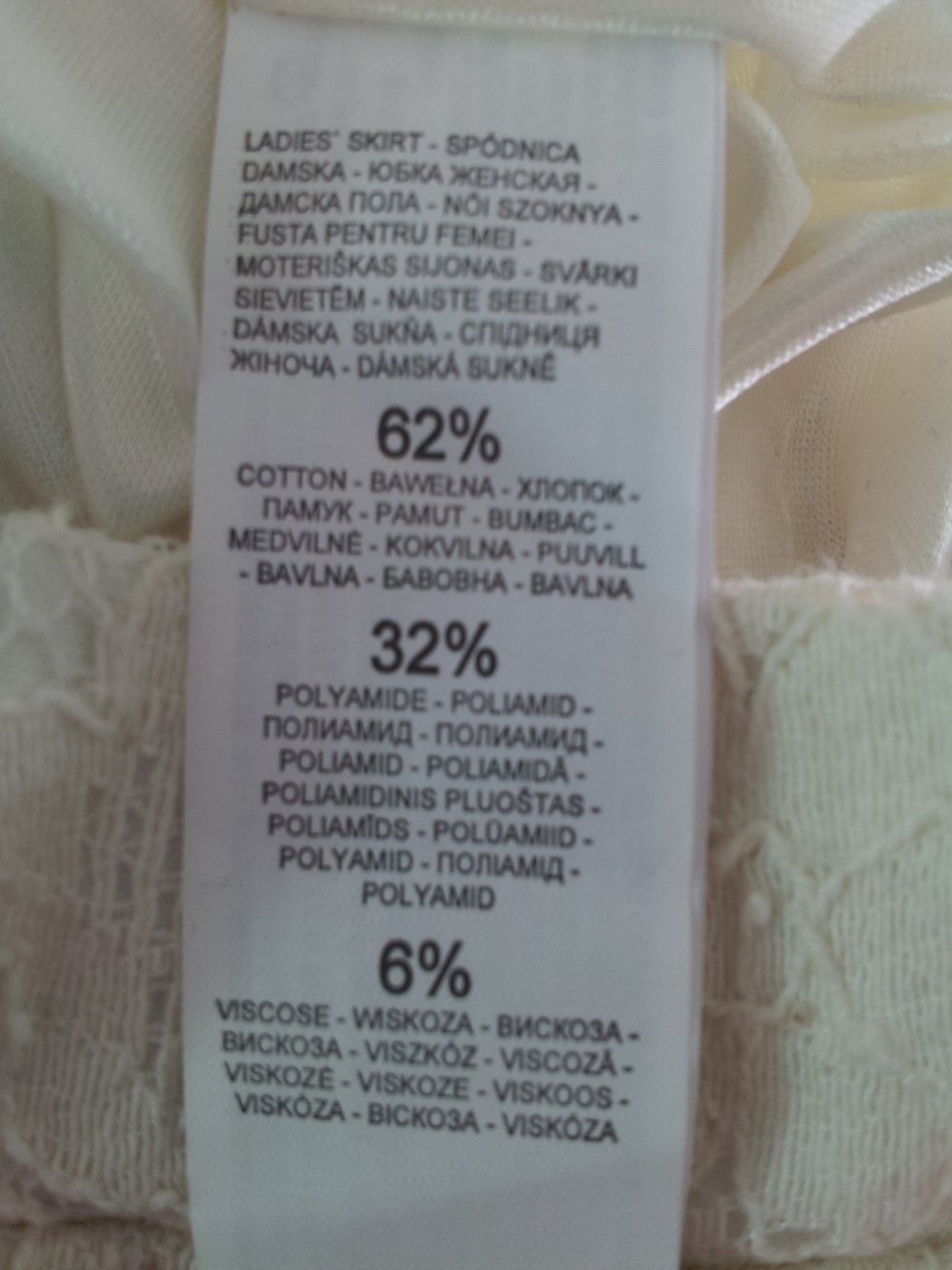 weißer spitzen rock