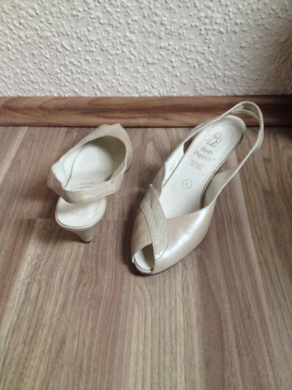 Hush Puppies Peep Toes