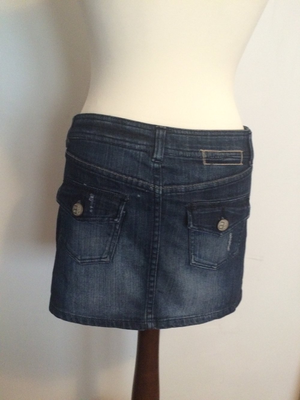 Jeansrock ausgewaschen