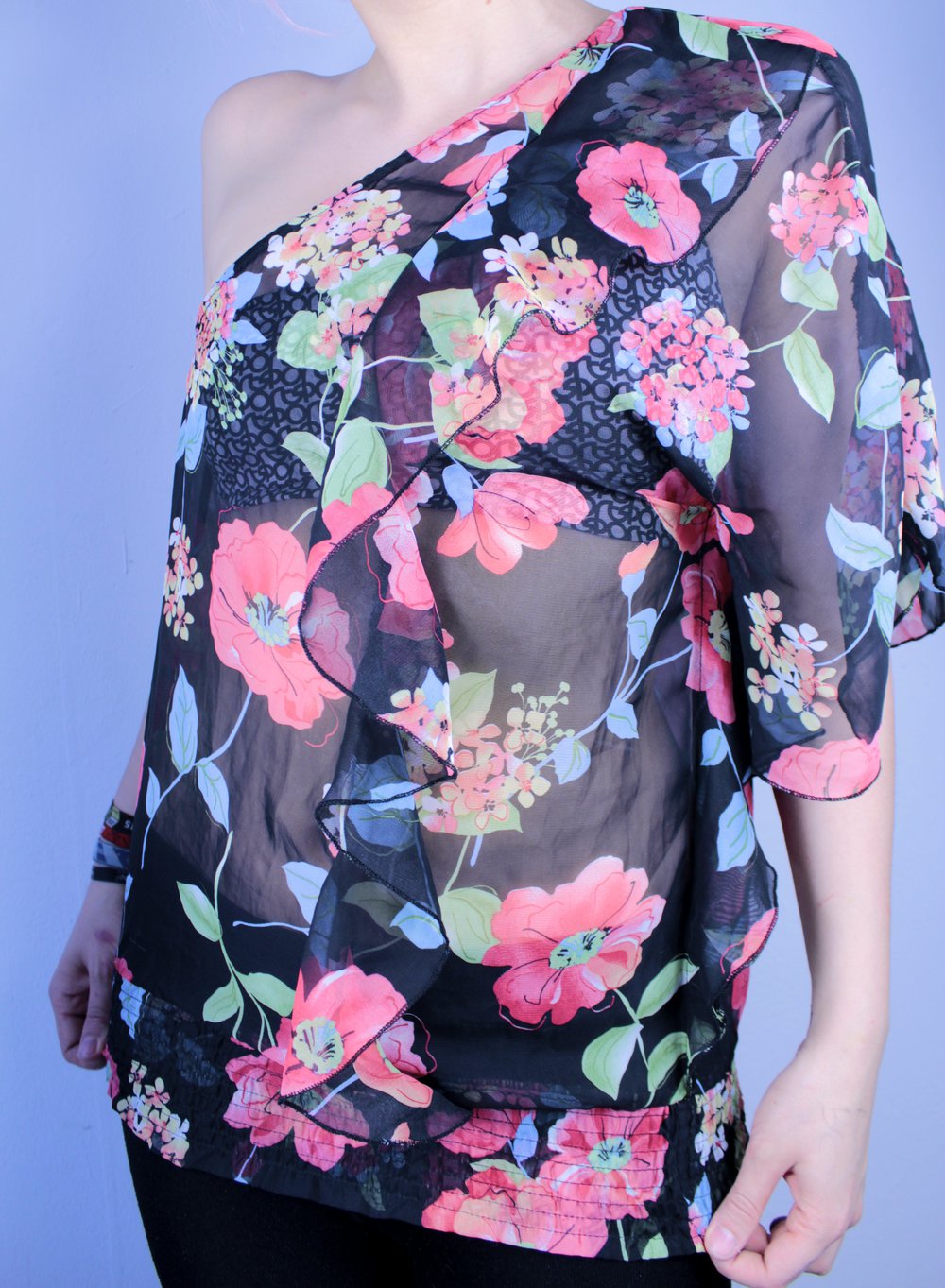 Marjora Bluse Floral Partytop oberteil muster bunt schwarz