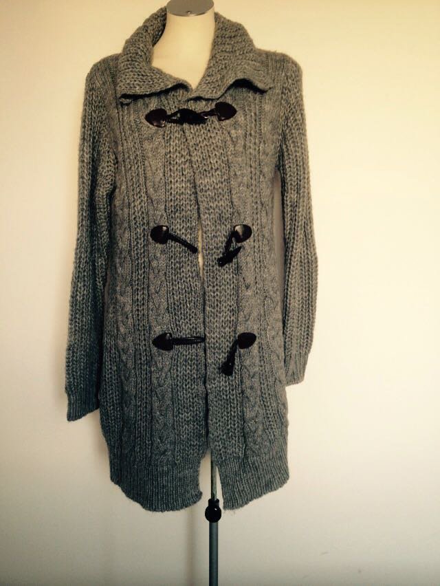 Exclusiver Cardigan Strickpullover Pulli 