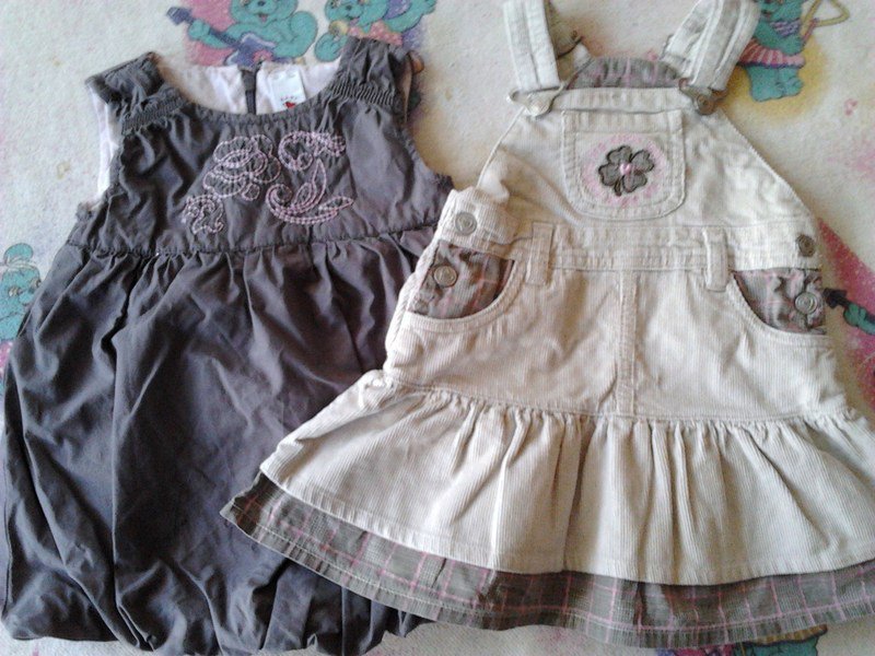 Zwei süße Kleidchen 