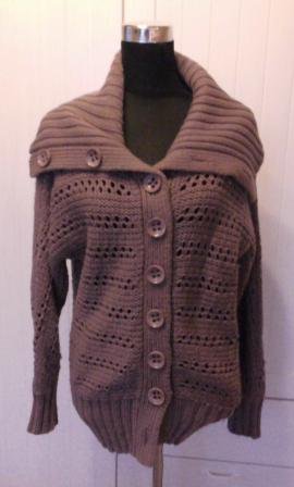 Dicke lila Strickjack