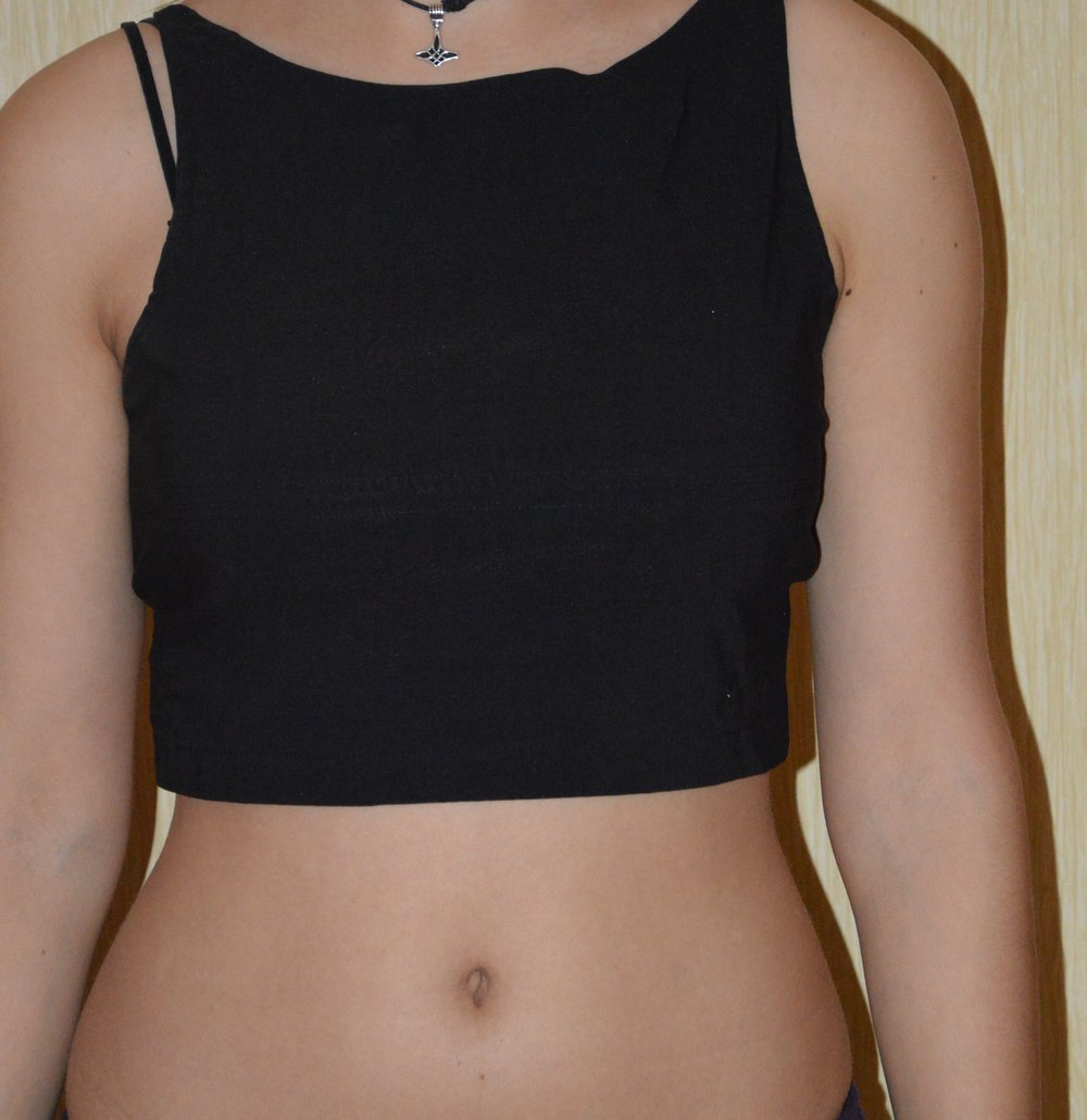 Crop Top, hinten zusammen geschnürt