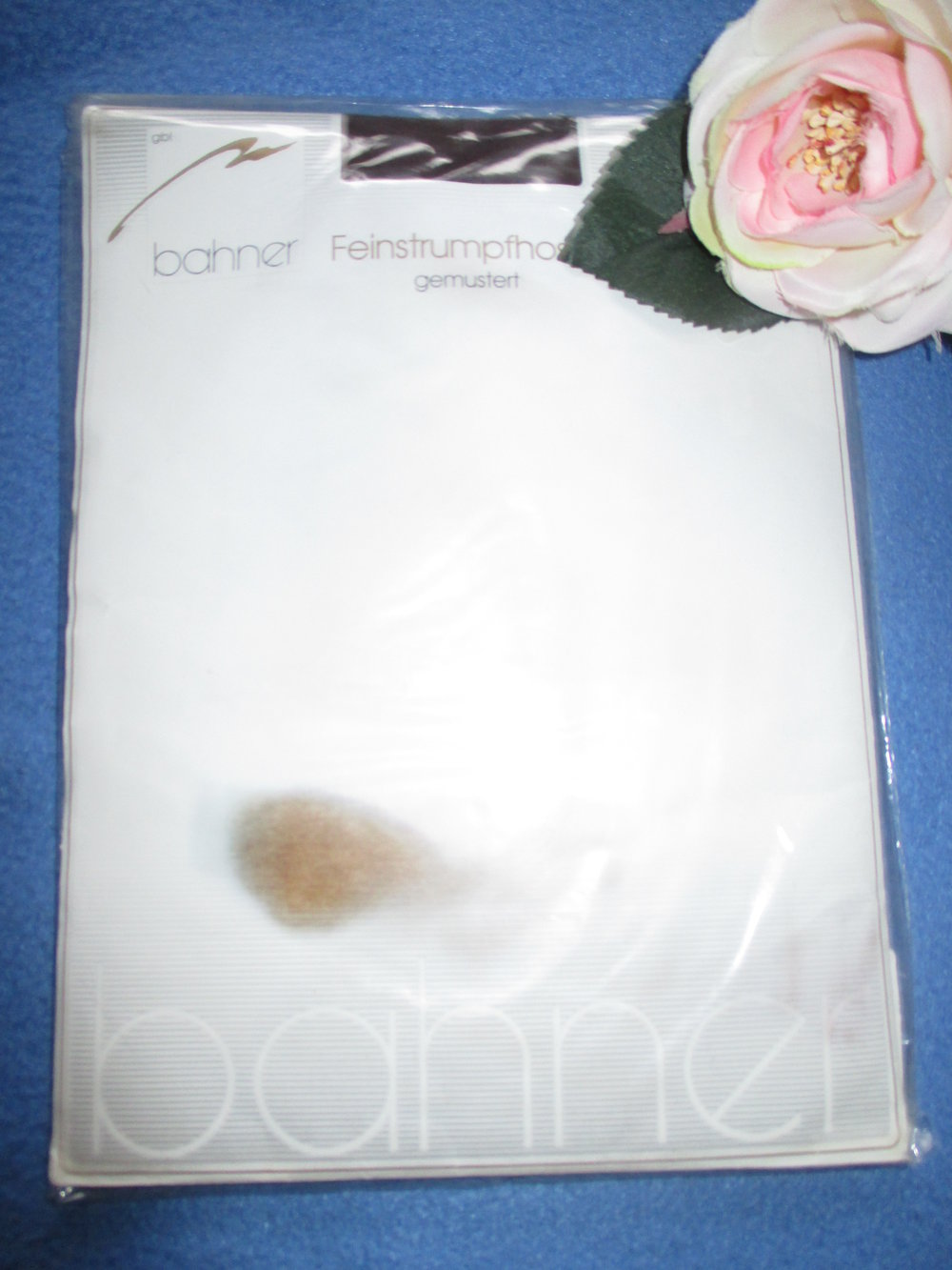 NEU * OVP * Ausgefallen * Strumpfhose * Strümpfe * Legs * Socks mit Glitzer * Swarovski * Strass * Kristalle * Pfau 