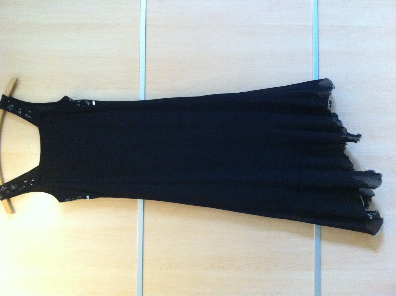 Schwarzes Abendkleid