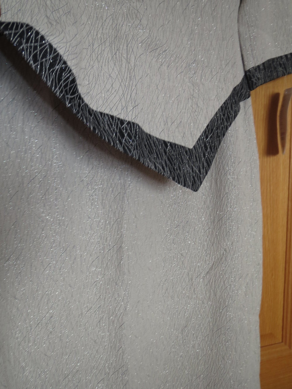 Kleid, lang, Gr.42, silber-grau