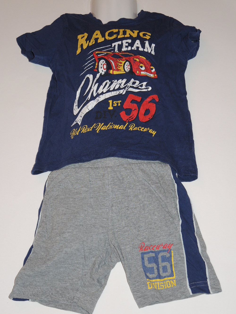 cooler kurzer Schlafanzug Racing Team Auto Aufdruck Gr.104 von E-Bound