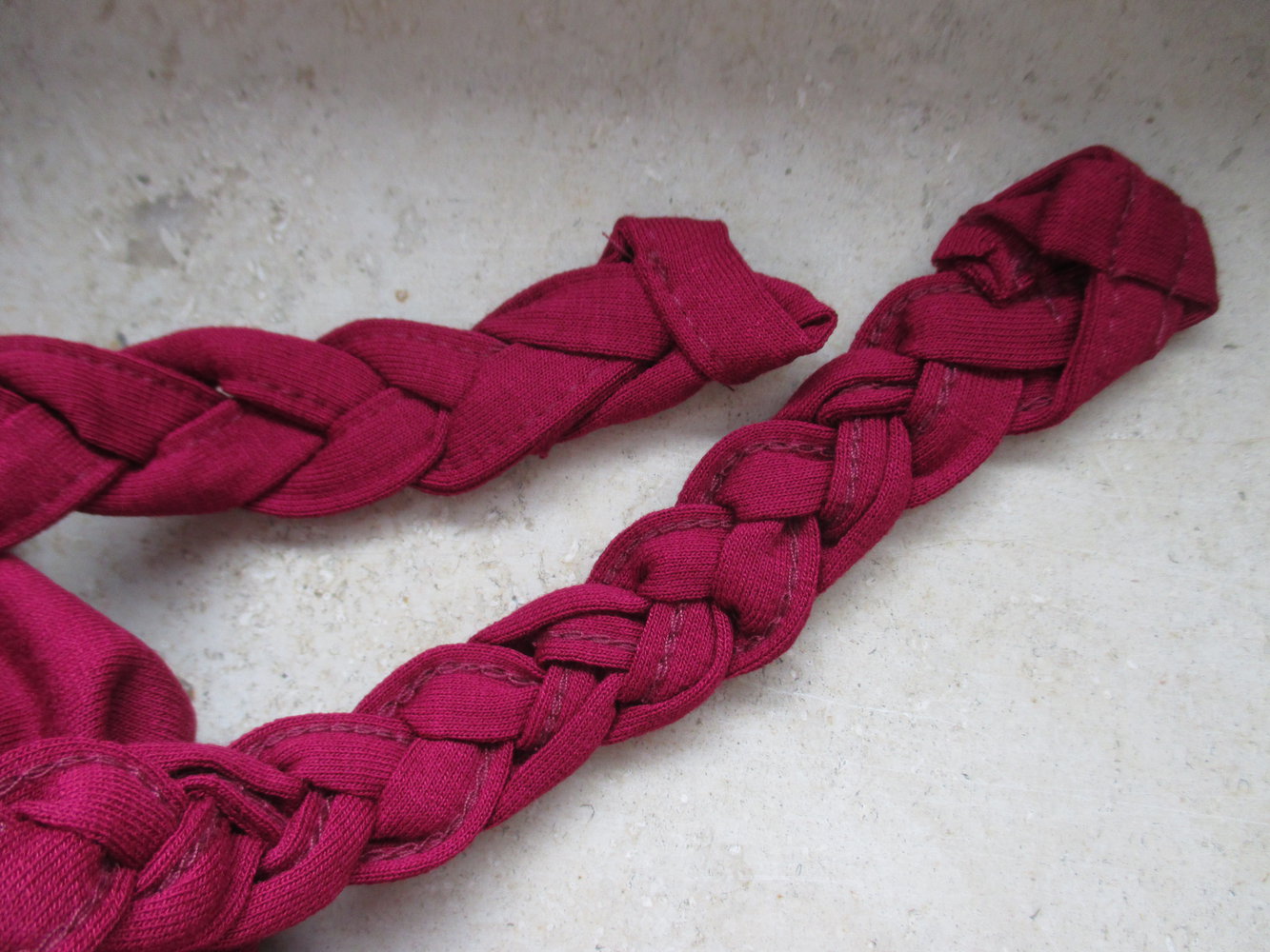 Even & Odd, Shirtkleid in XS, mit Flechtgürtel, beere