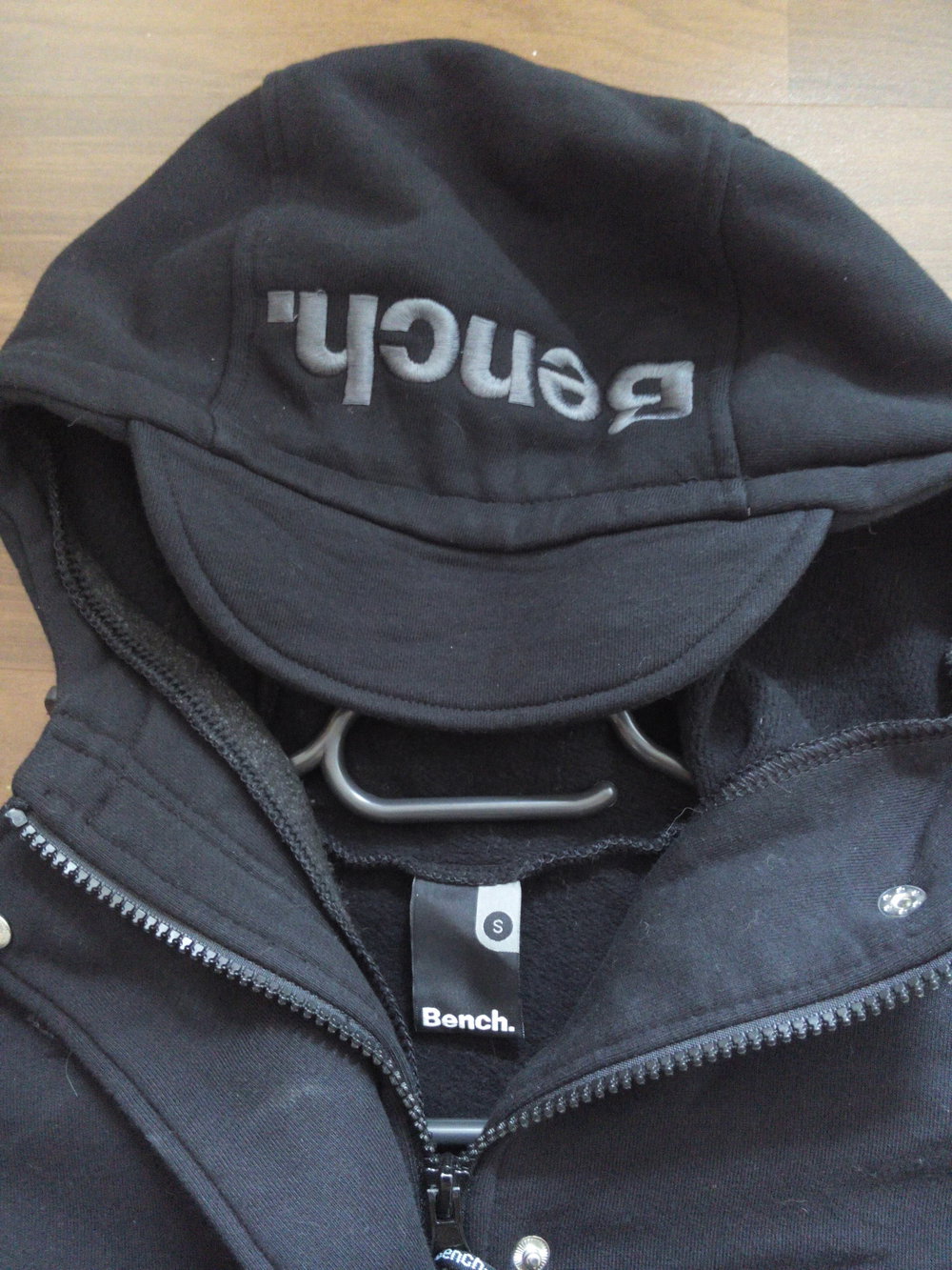 Bench Mantel Sweatmantel schwarz Gr.S