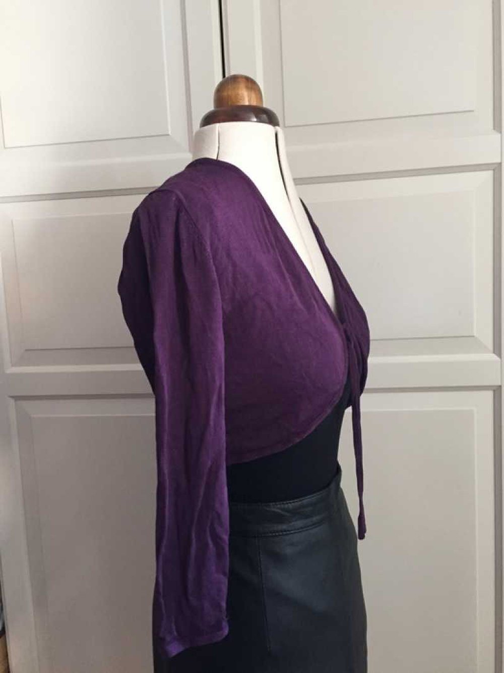 Bolero Jäckchen 3/4 Ärmel in violett von Mango