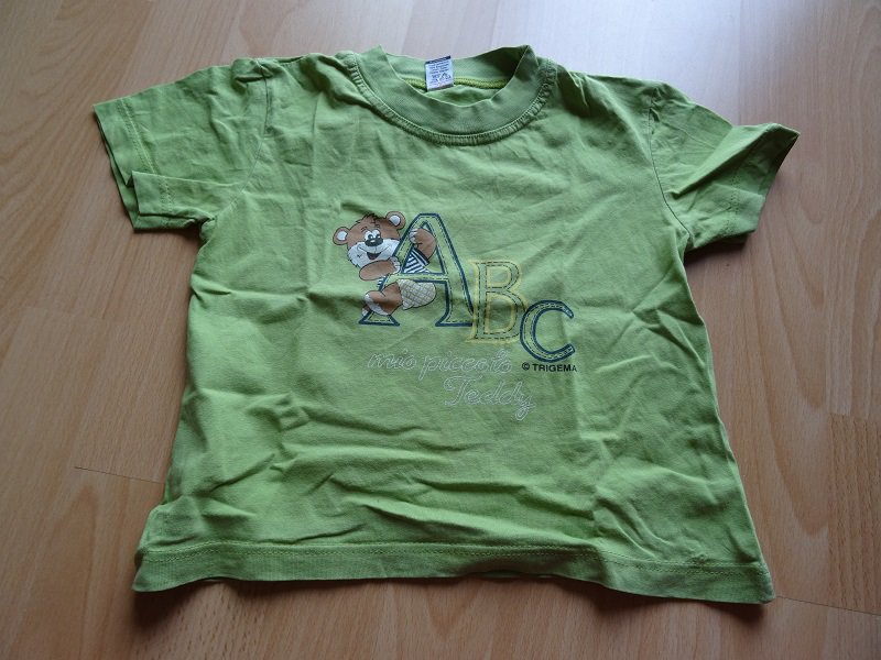 Trigema T-Shirt Gr. ( 98 ) 104 - hellgrün mit Bär