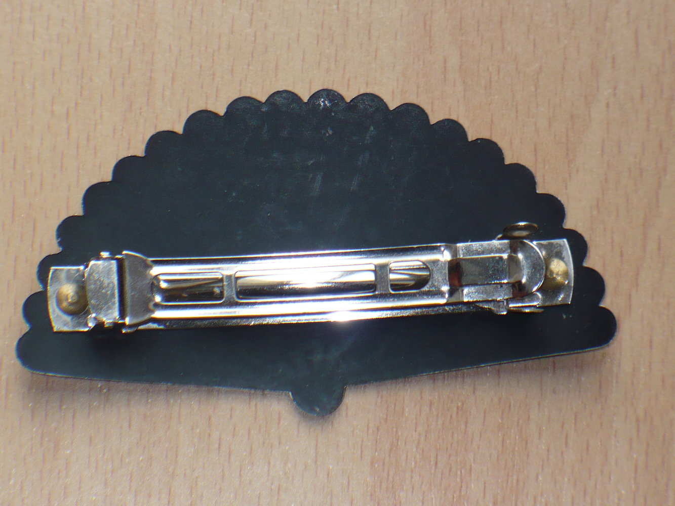 hochwertige Metallhaarspange Asia - Motiv Fächer als Reliefschlief