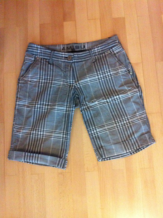 schwarz/weiß/grau karierte Hose