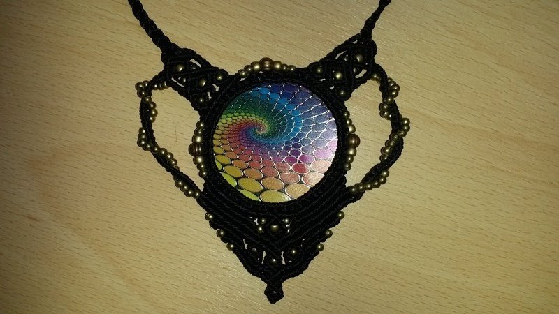 Makramee Kette Rainbow / Regebogen Spiral Handgemacht