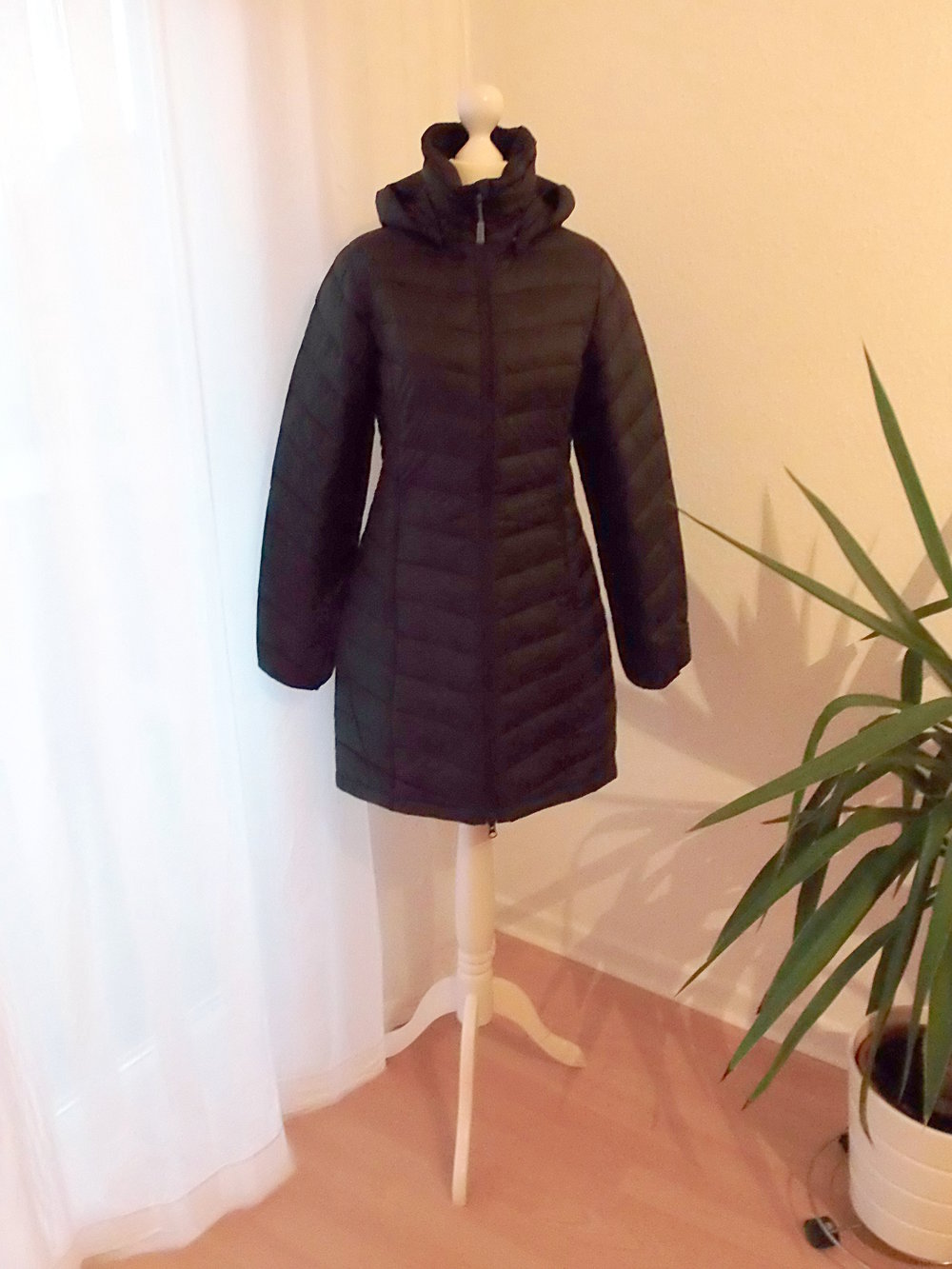 *~MERU (GLOBETROTTER) DAUNENMANTEL~*