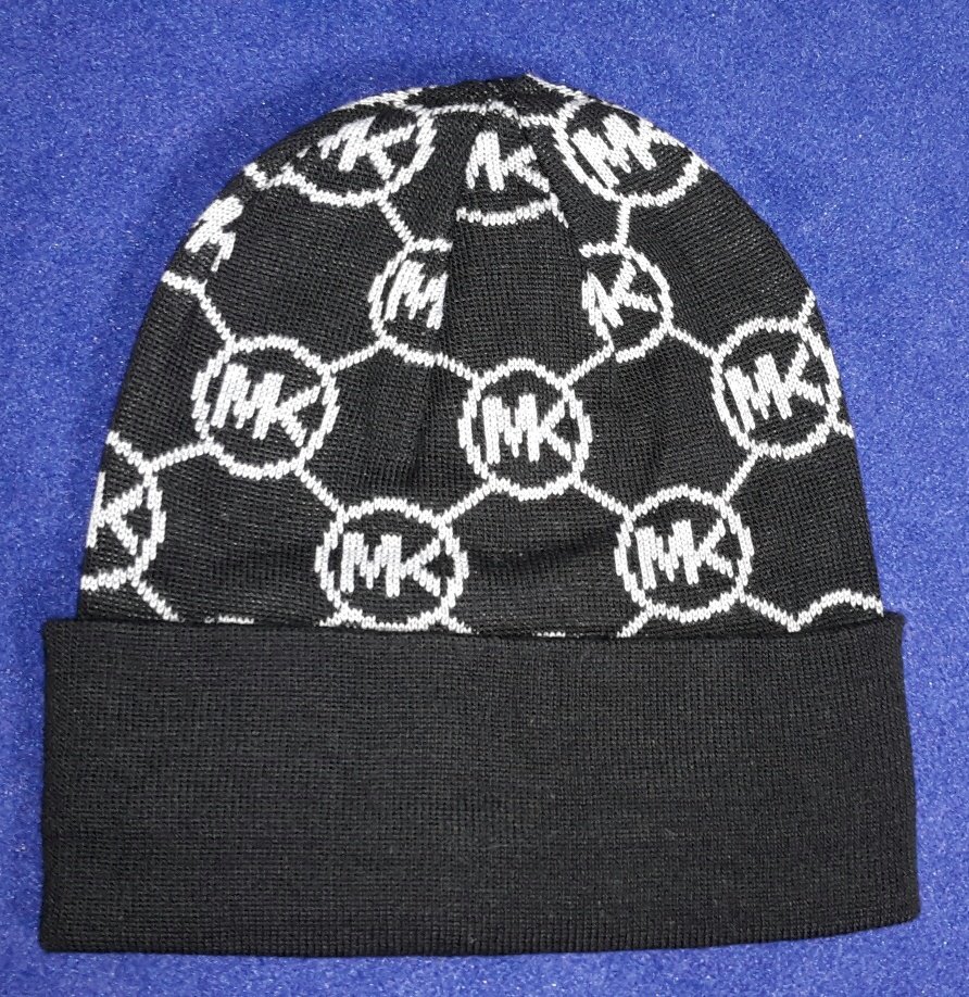 Neu mit Etikett Michael Kors Mütze und Schal schwarz weiß Geschenkset