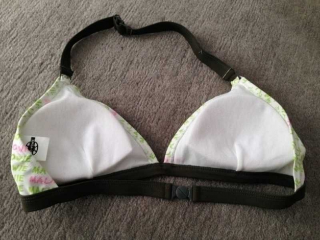 Neuer Bikini in Grün/Weiß zu verkaufen