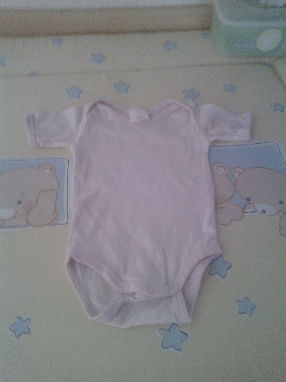 Kurzarmbody Gr 62/68 gestreift