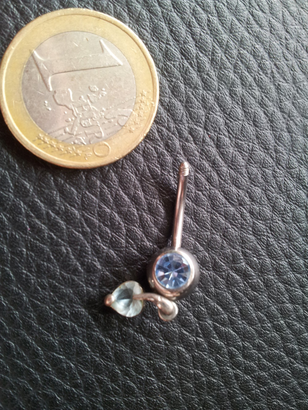 Modeschmuck Piercing Bauchnabelpiercing Bauchnabel silberblaue Steinchen mit Herz Anhänger