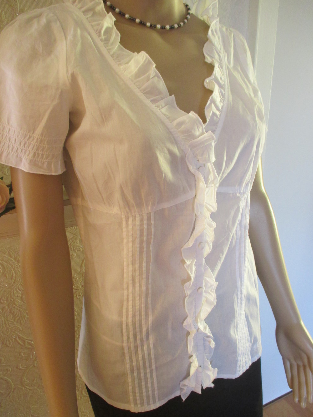 NEU mit ETIKETT Rüschen Romantik Volant Trachten Dirndl Baumwolle Batist Bluse 