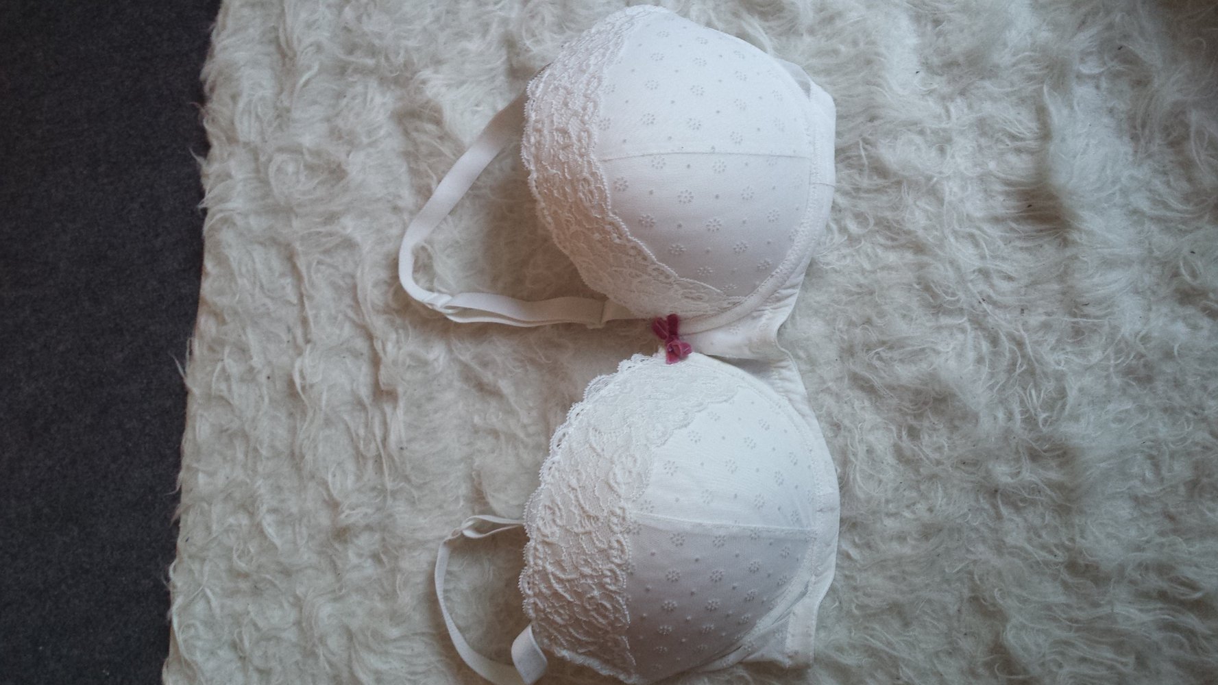 weißer Spitzen BH 90 B