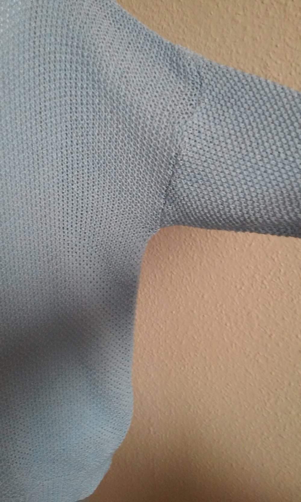 Pulli Shirt leuchtend schönes Hellblau Netzshirt
