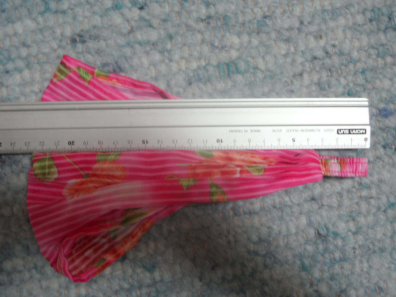 tolles Haarband mit Blumenmuster