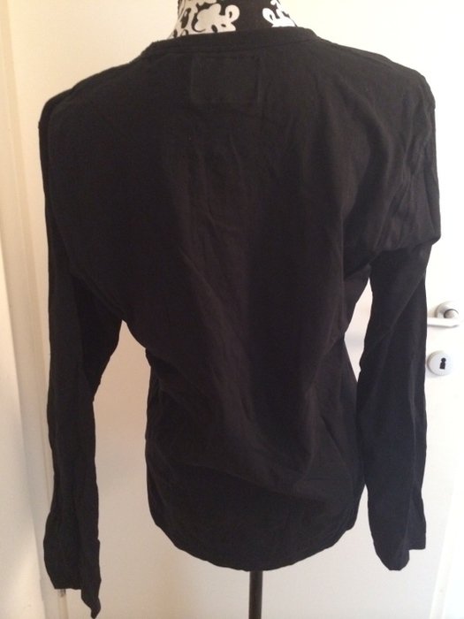 Schwarzes Shirt langärmlig Pulli Sweatshirt