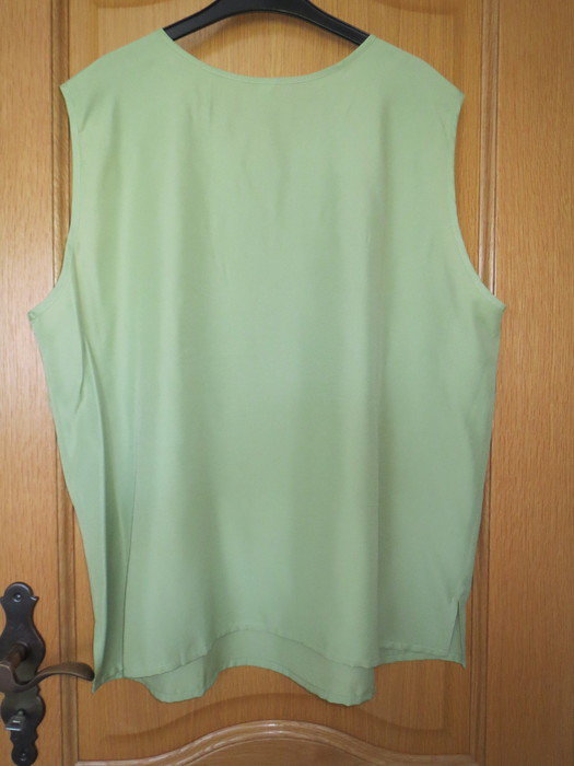 Top, Sommertop, Gr.50/XL, Erbsengrün, neu