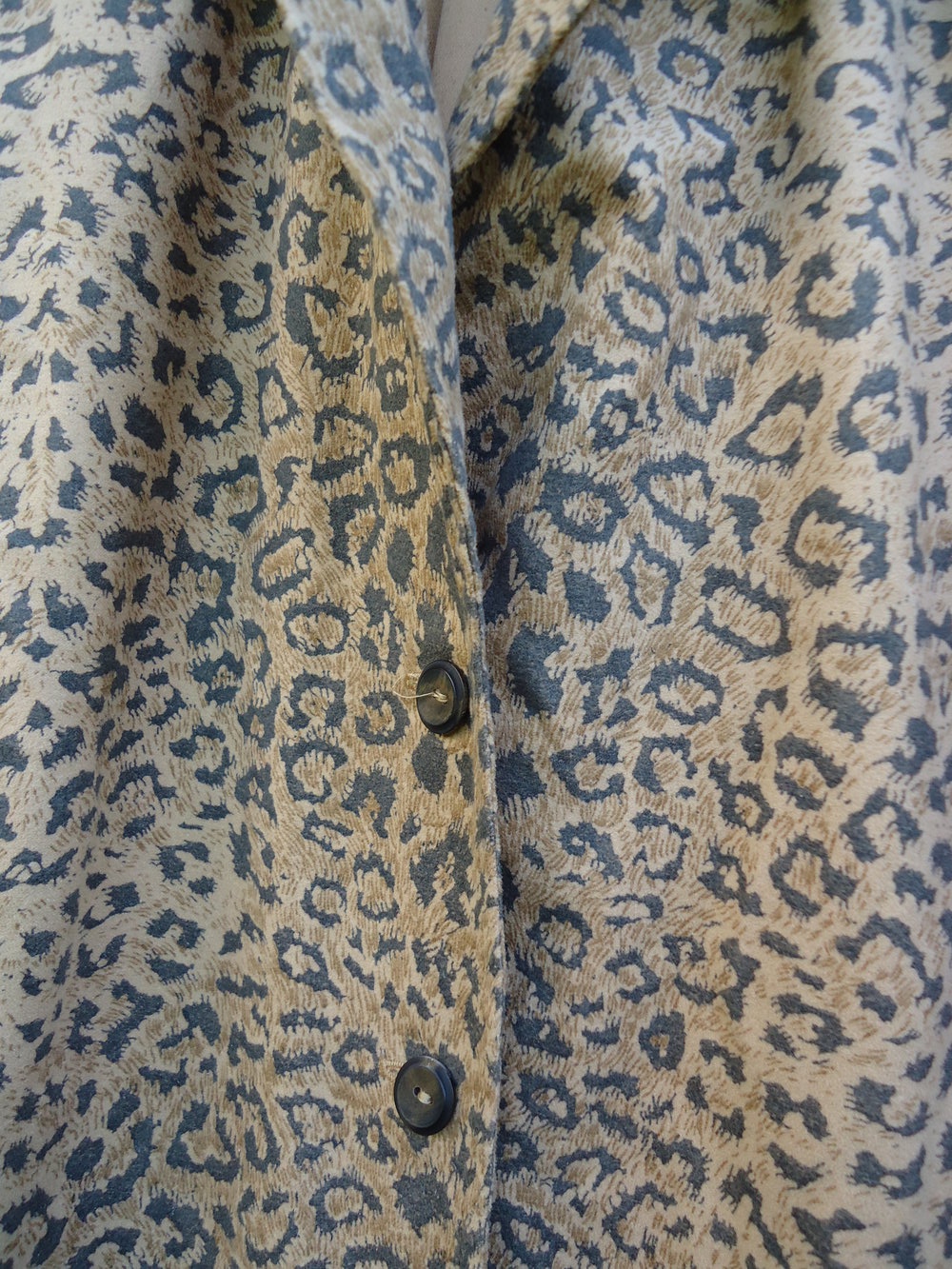 Die locker sitzende Hemdjacke