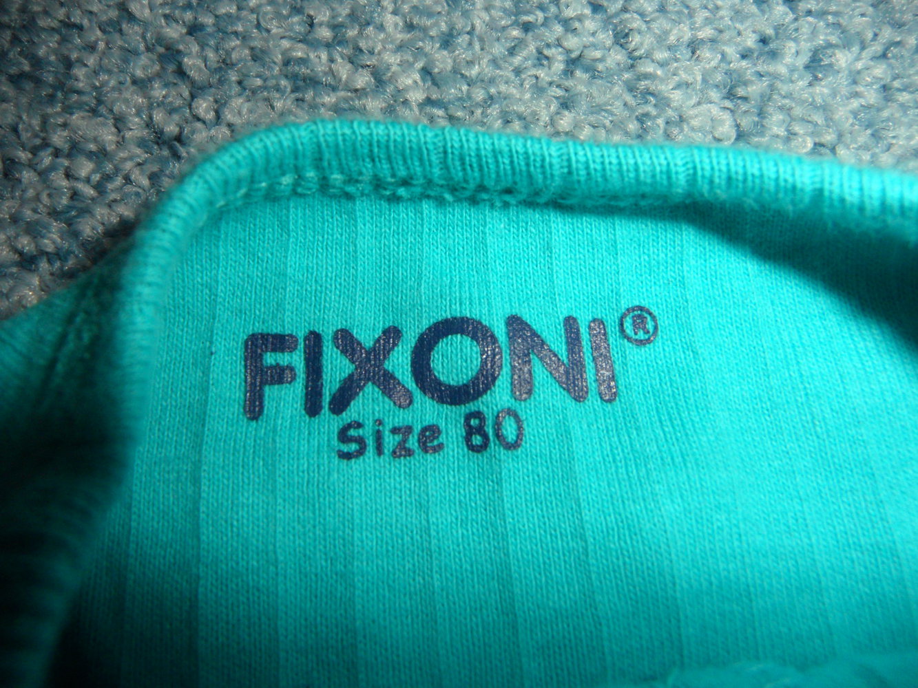 Fixoni türkisfarbenes Langarmshirt