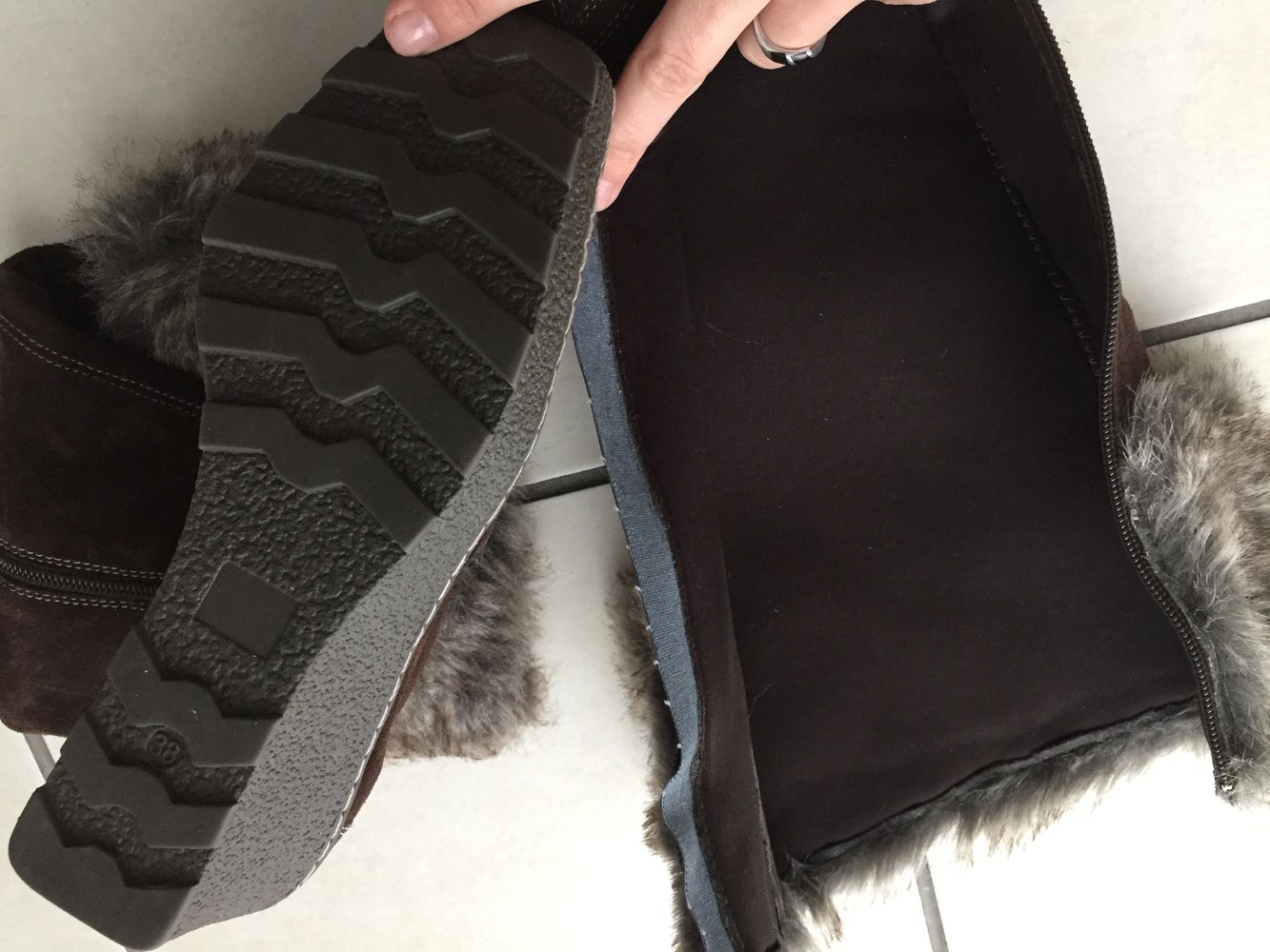 Tolle Keilabsatz Winterstiefel in braun Schuhe 38