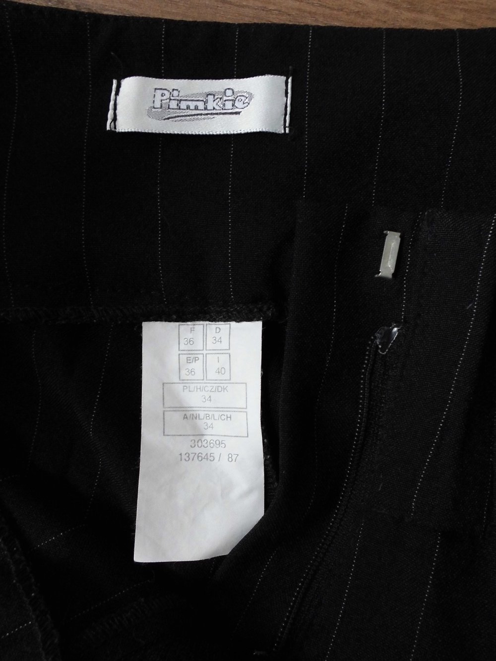 Lieblings-Nadelstreifenanzug (Hose gekürzt)