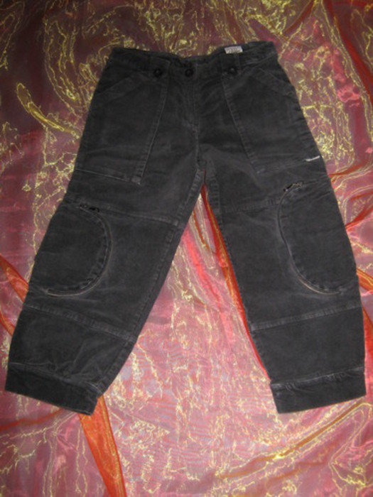 NEU* Ausgefallen * stylisch * Fein * Cord * Samt * 3/4 * Kniebund- Stiefel * Hose 