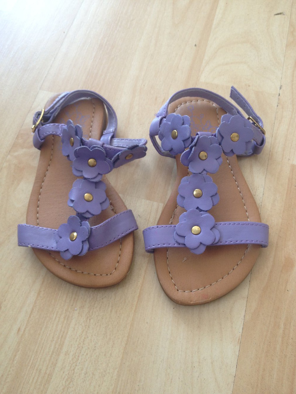 Sandalen Gr.25 neu