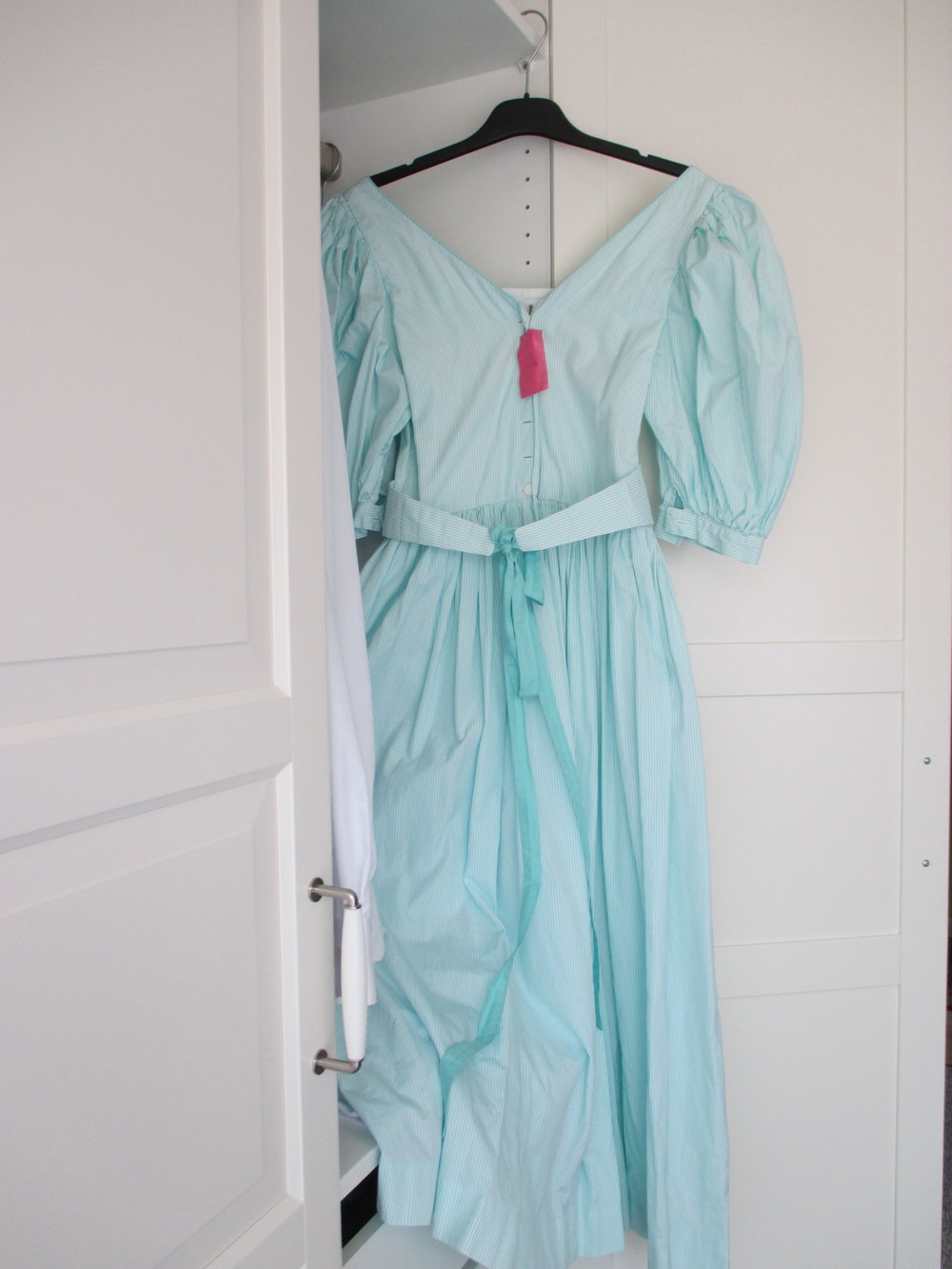 Dind`l, Landhauskleid